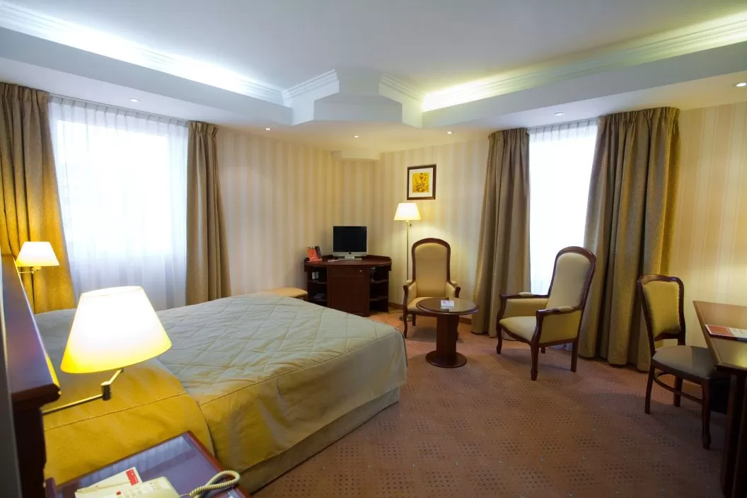 Cazare Bucuresti Ramada Hotel & Suites by Wyndham Bucharest North****