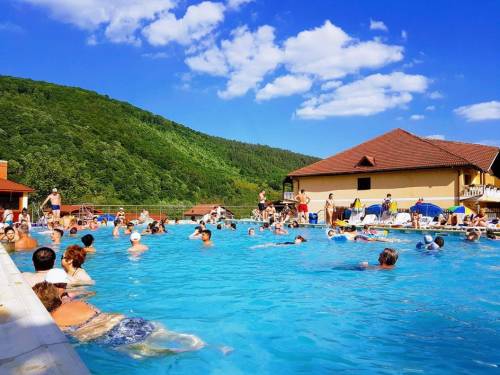 Sejur Odihna 2025 la Munte Caciulata Complex Turistic Casa Romaneasca****