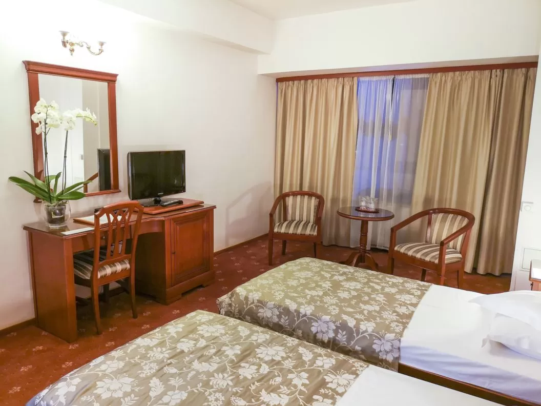 Cazare 2021 Craiova Hotel Emma West**** 