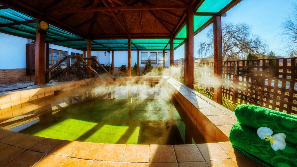 Pachet SPA Escape 2023 Sangeorgiu de Mures Apollo Wellness Club***&****