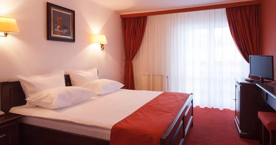 Vacanta schi 2023 Poiana Brasov Hotel Piatra Mare**** 
