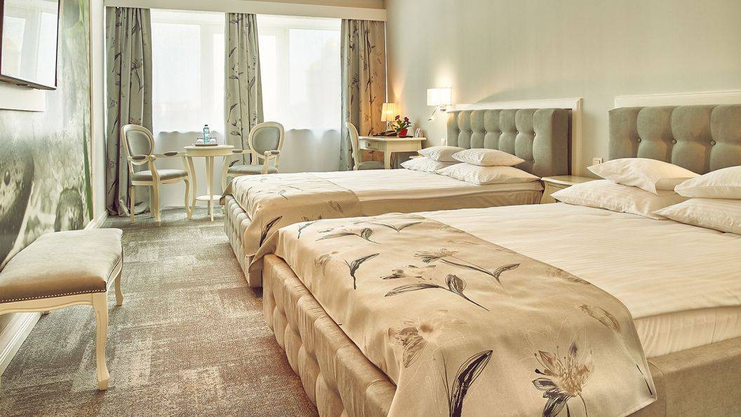Cazare 2023 Bucuresti Hotel Continental Forum Bucuresti**** 