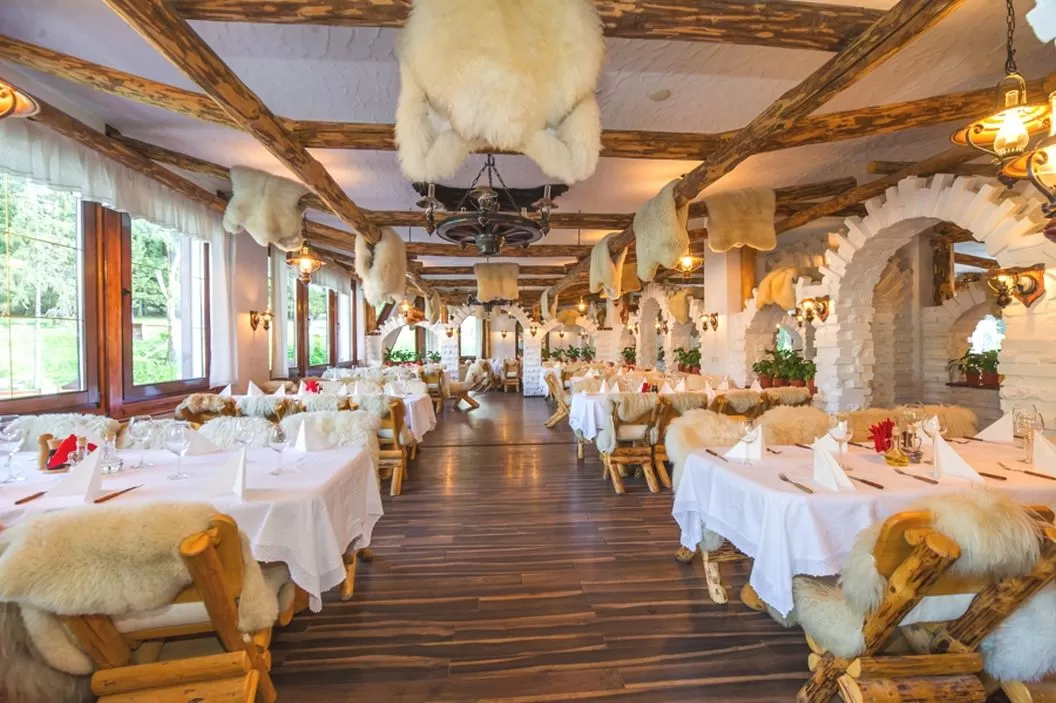 Craciunul 2022 in Poiana Brasov Hotel Aurelius Imparatul Romanilor*****