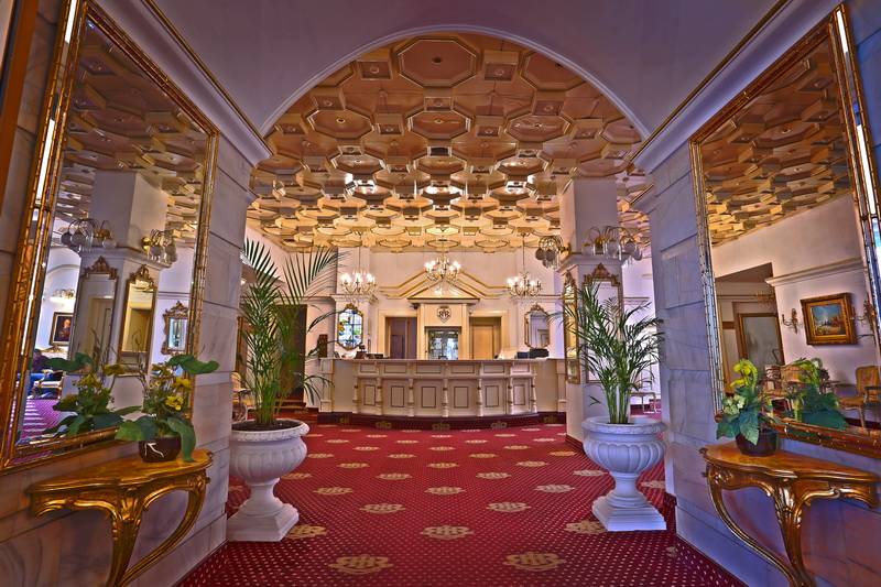 Sarbatori de Pasti si 1 Mai 2021 Sibiu Hotel Imparatul Romanilor***