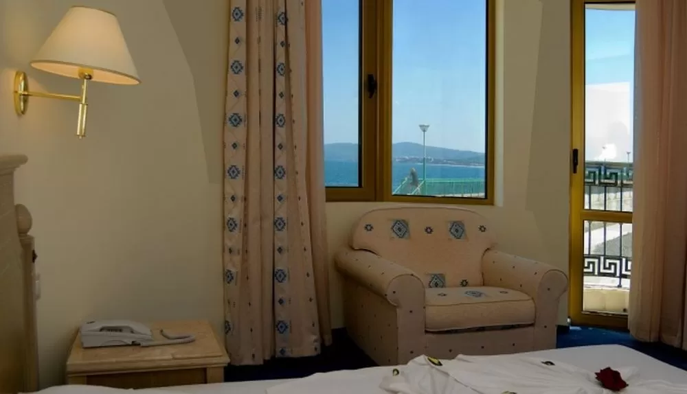 Sarbatori de Pasti si 1 Mai 2024 Duni Hotel Marina Royal Palace*****