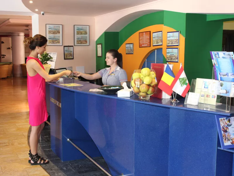 Sejur litoral 2024 Mamaia Hotel Majestic