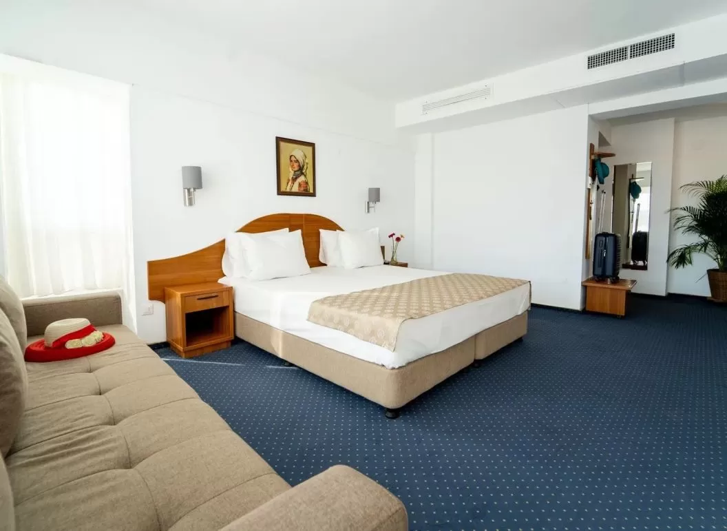 Sejur litoral 2026 Mamaia Hotel Savoy