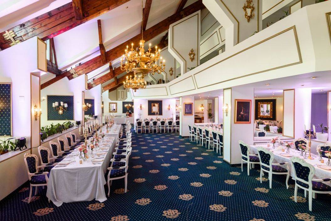 Craciunul 2022 in Poiana Brasov Hotel Aurelius Imparatul Romanilor*****