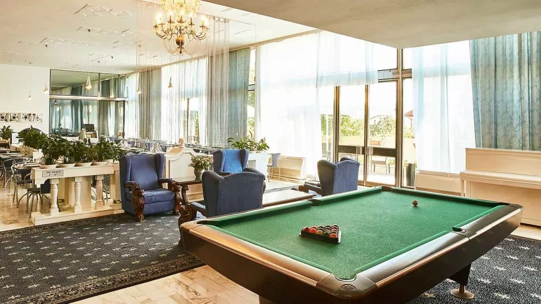 Revelion 2026 Ani de Liceu Drobeta Turnu Severin Hotel Continental Drobeta Turnu Severin