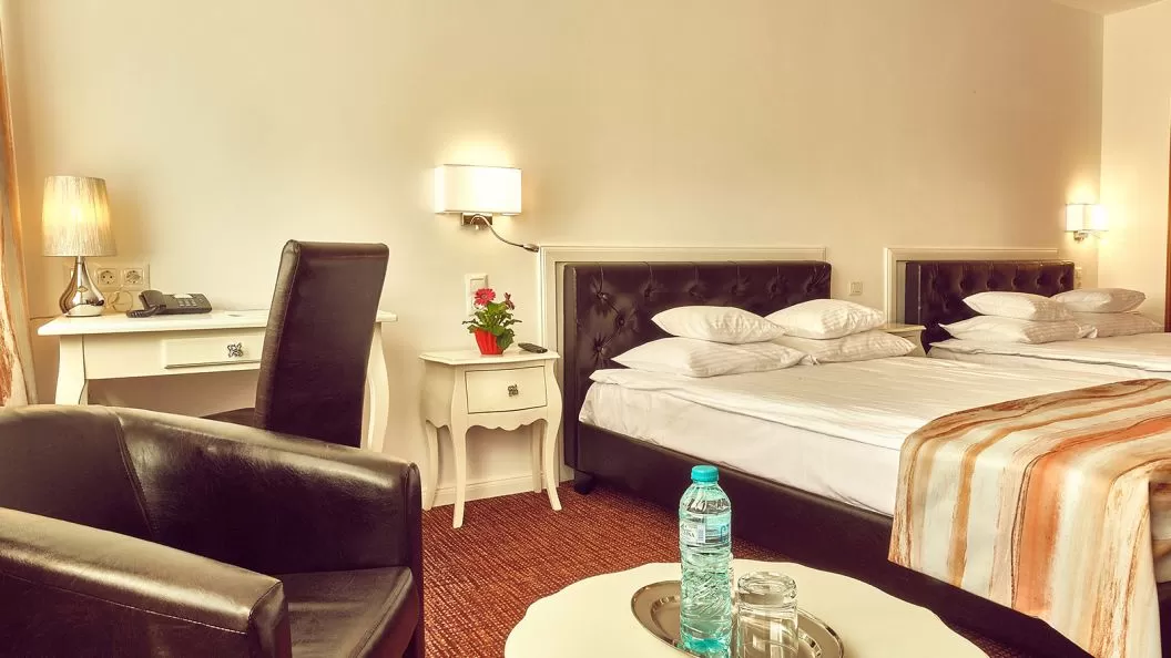 Cazare 2025 Bucuresti Hotel Continental Forum Bucuresti**** 