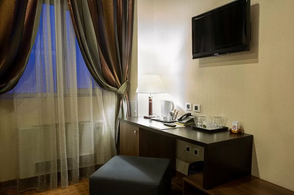 Cazare 2023 Bucuresti Hotel Inter Business****