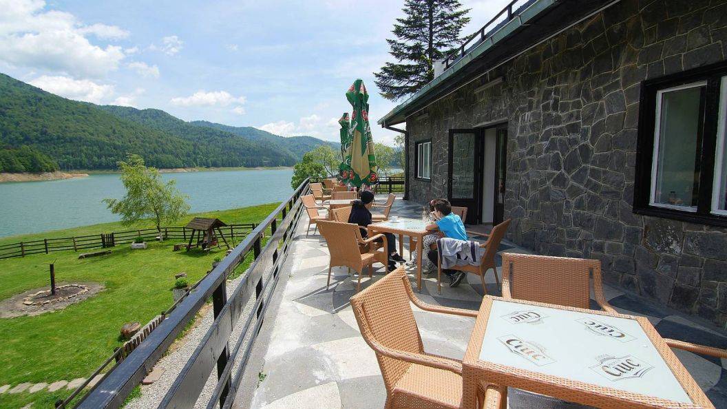 Sarbatori de Pasti 2025 Transfagarasan Complex turistic Cabana Cumpana**